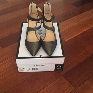 Nine West bronze 7.5 heels 👠